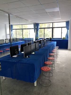 鷹潭廣告圖文、廣告字體與廣告牌設計制作培訓全攻略